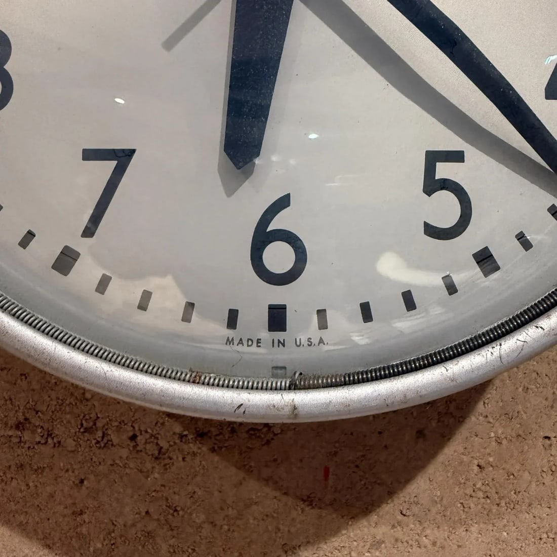 Mid Century Simplex Round Electric Wall Clock - 6