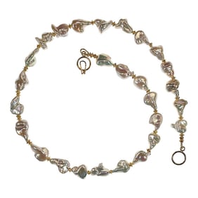 Ajd 20 Inch White Tear Drop Shape Pearl Necklace With Goldy Accents