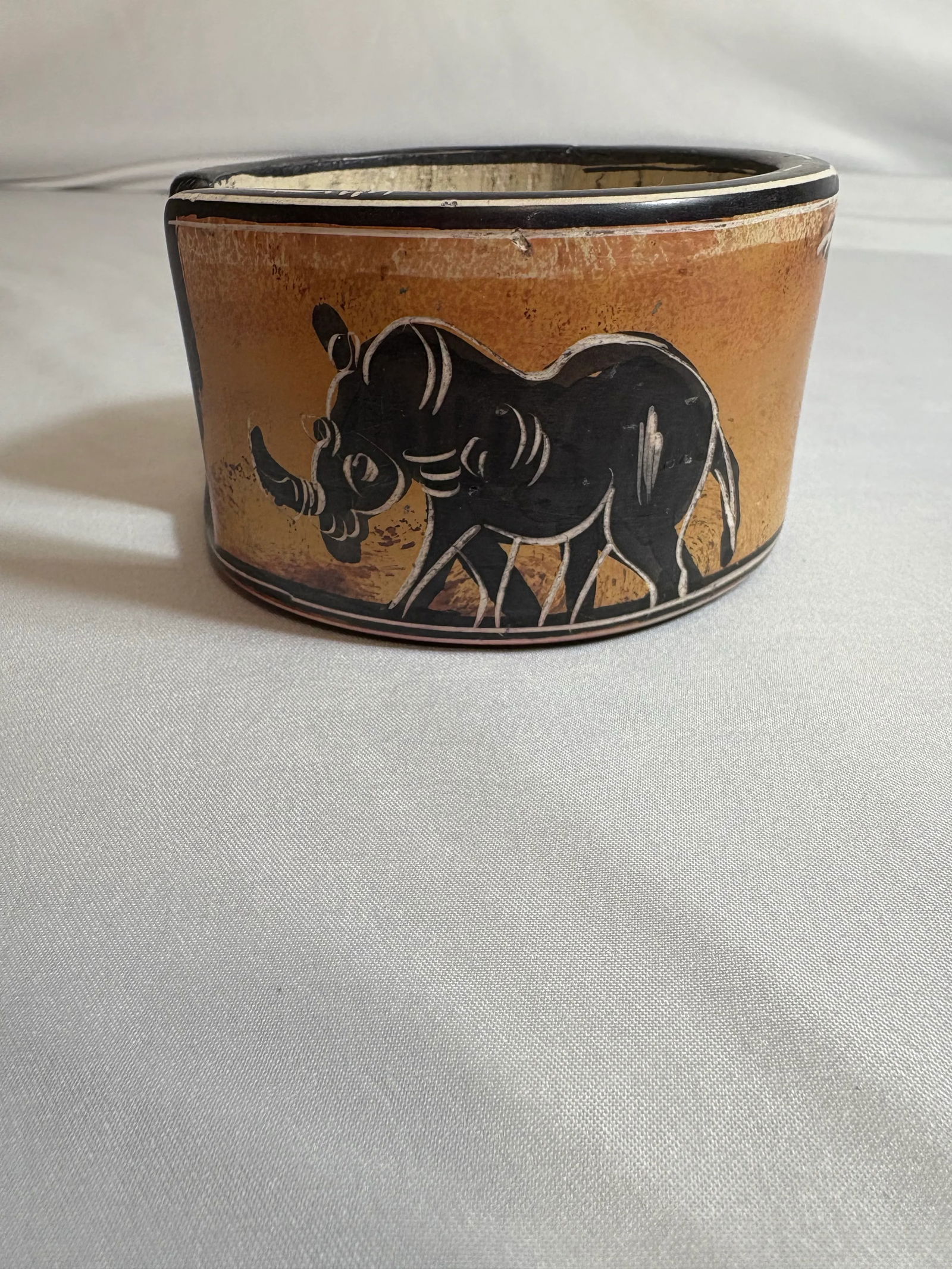 African Clay Sculpted Heavy Coaster Set Illustrating Various African Animal. - 10