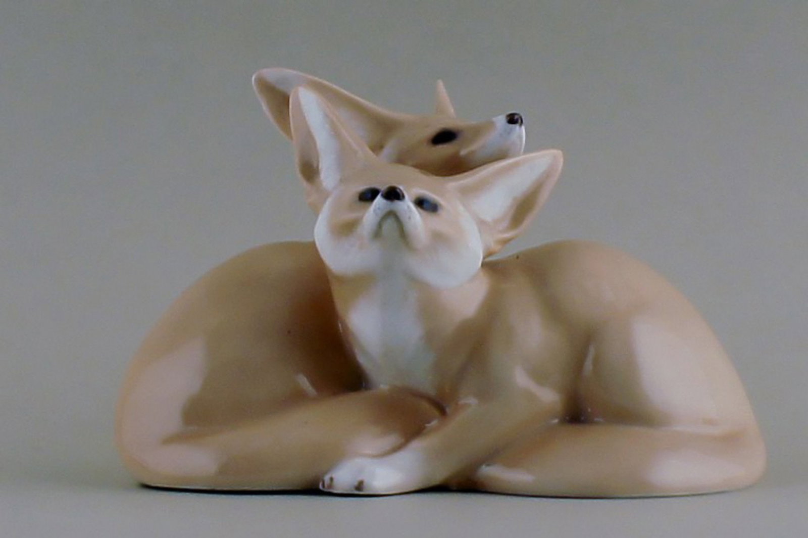 Royal Copenhagen No. 319 - Modelled by Christian Thomsen in 1901. Pair of Desert Foxes.: Title: Royal Copenhagen No. 319 - Modelled by Christian Thomsen in 1901. Pair of Desert Foxes. Description: Royal Copenhagen No. 319 - Modelled by Christian Thomsen in 1901. Pair of Desert Foxes 12 cm