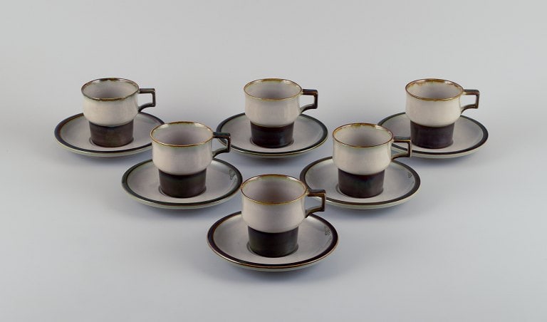 Bing & Grøndahl, "Tema", a set of six coffee cups with saucers in stoneware.: Title: Bing & Grøndahl, "Tema", a set of six coffee cups with saucers in stoneware. Description: Bing & Grøndahl, "Tema", a set of six coffee cups with saucers in stoneware. Model 305. From