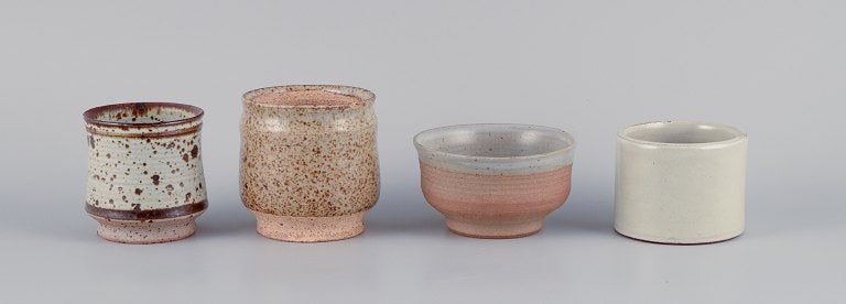Mogens Nielsen, Nysted / Stouby Keramik, and others. Four pieces of handmade ceramics in light and (1 of 9)