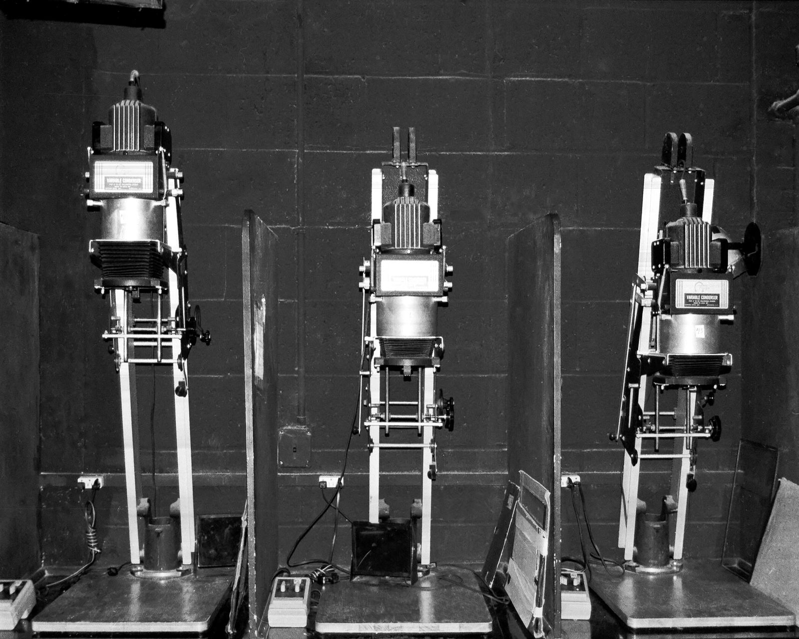 DARKROOM ENLARGERS: Title: DARKROOM ENLARGERS Artist/Source: CLARK SHEFFIELD Original Date: UNKNOWN Dimensions: 8X10 / 10X8 ACCORDINGLY Description: || UNITED STATES SHIPPING ONLY! || This lot is a Dye Based Photolithogr