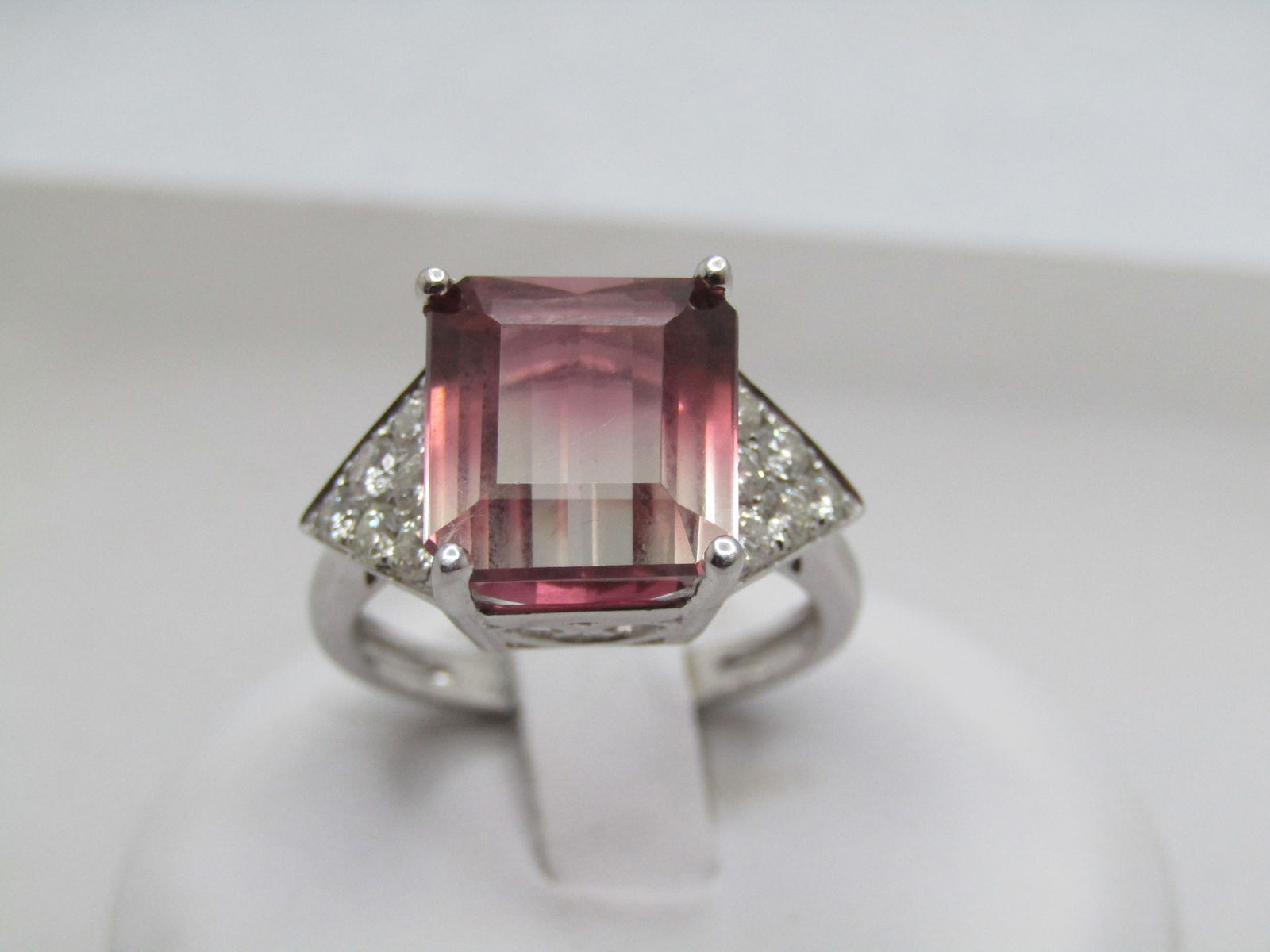 14k Bi-Color Tourmaline & Diamond Ring, Sz. 6.75, Modern: 14k Bi-Color Tourmaline & Diamond Ring, Sz. 6.75, Modern, Prong-set with heart scrolled basket and tall prongs holding the appx. 5CTW tourmaline that has a pink/yellow color gradation. It could be con