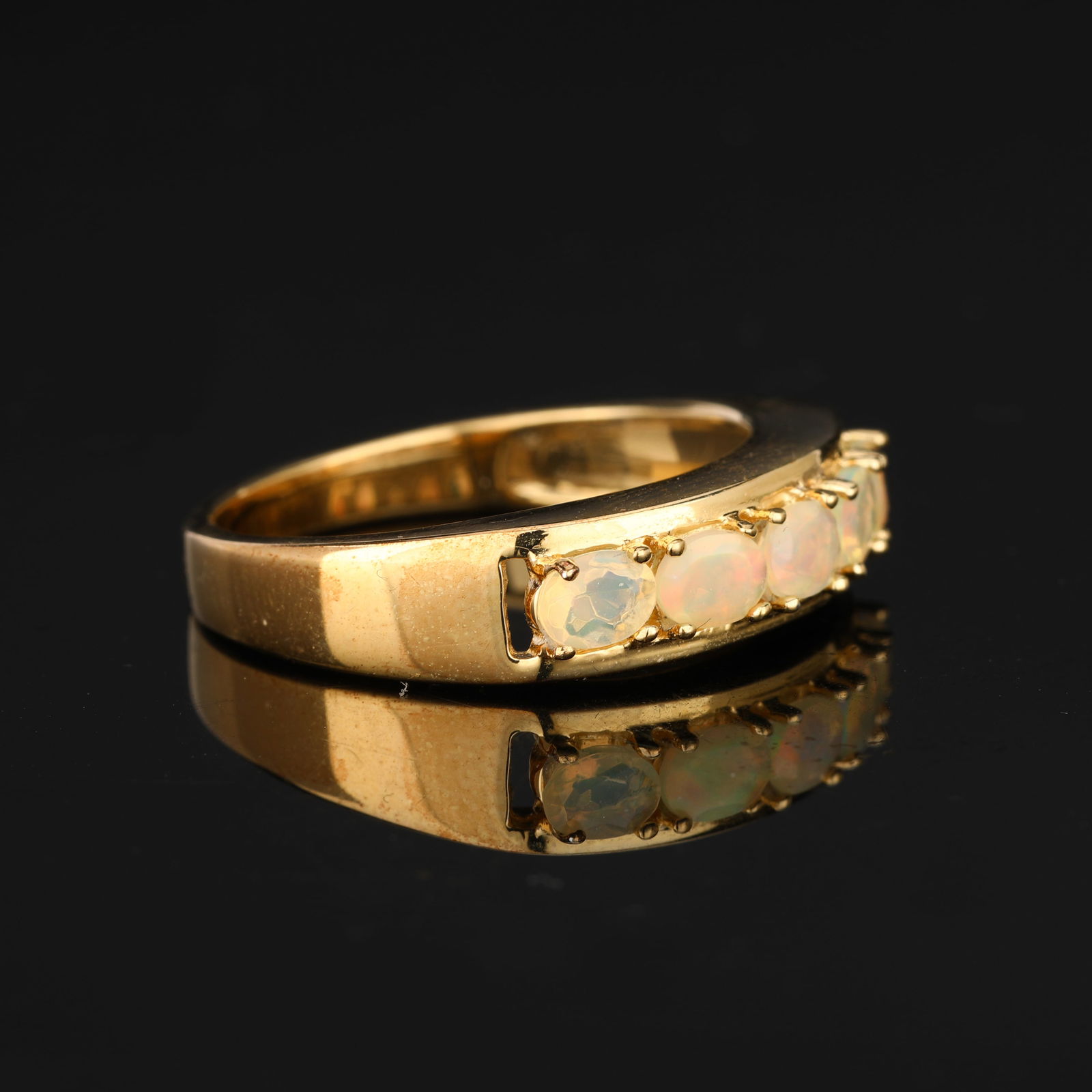 Ring: Ethiopian Opal Faceted Oval 4x3mm - 3