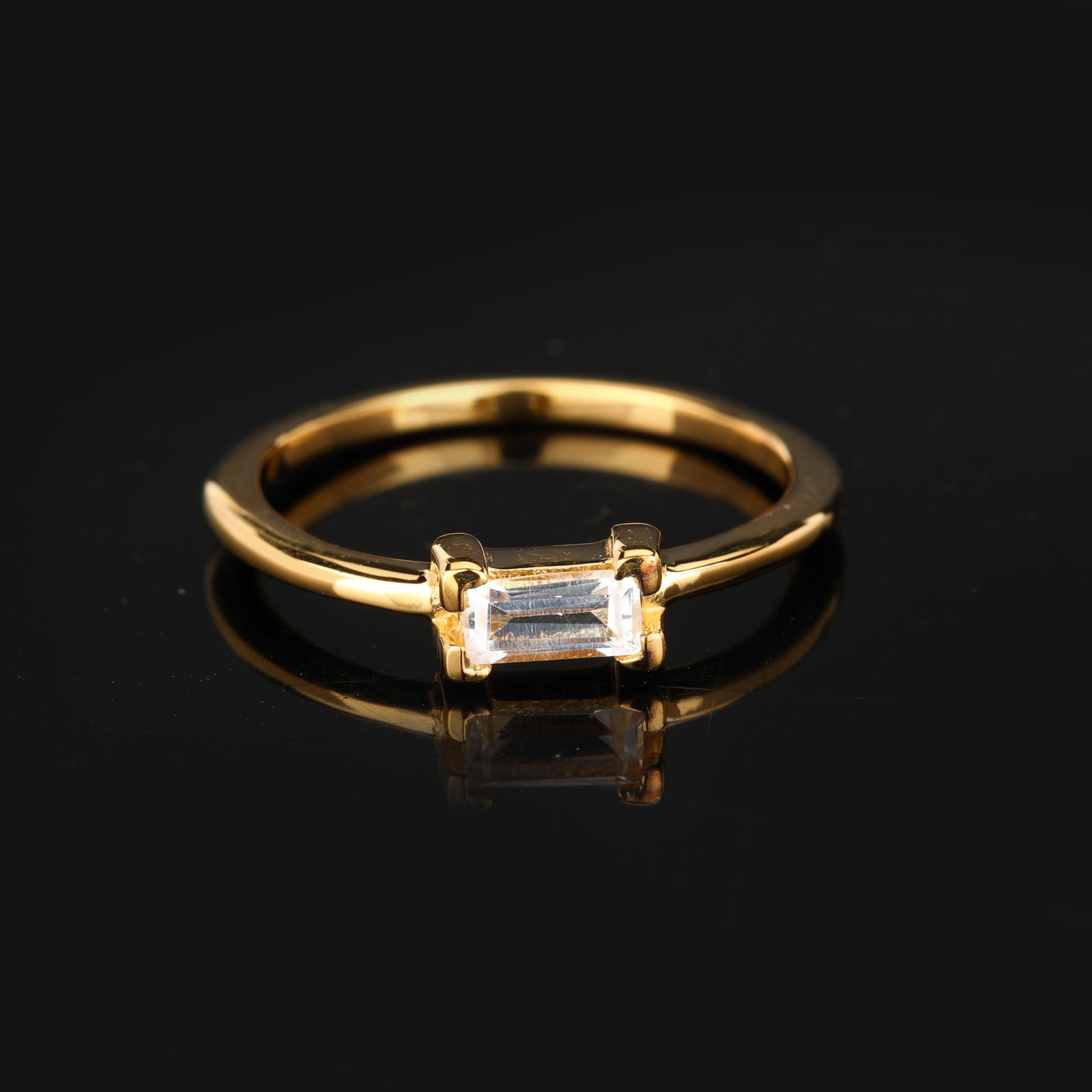 Ring: White Topaz Baguette 5x2.50mm - 2