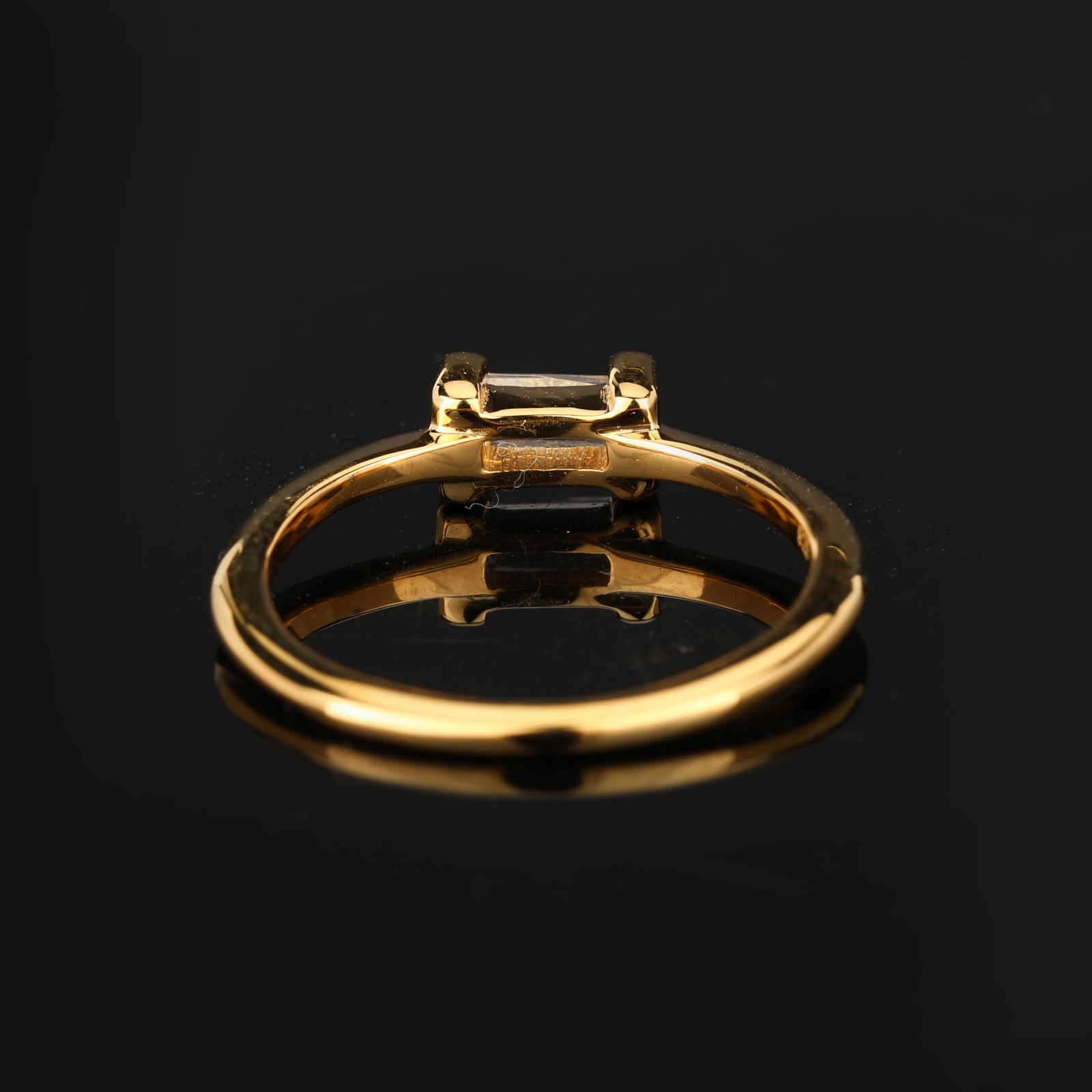 Ring: White Topaz Baguette 5x2.50mm - 4