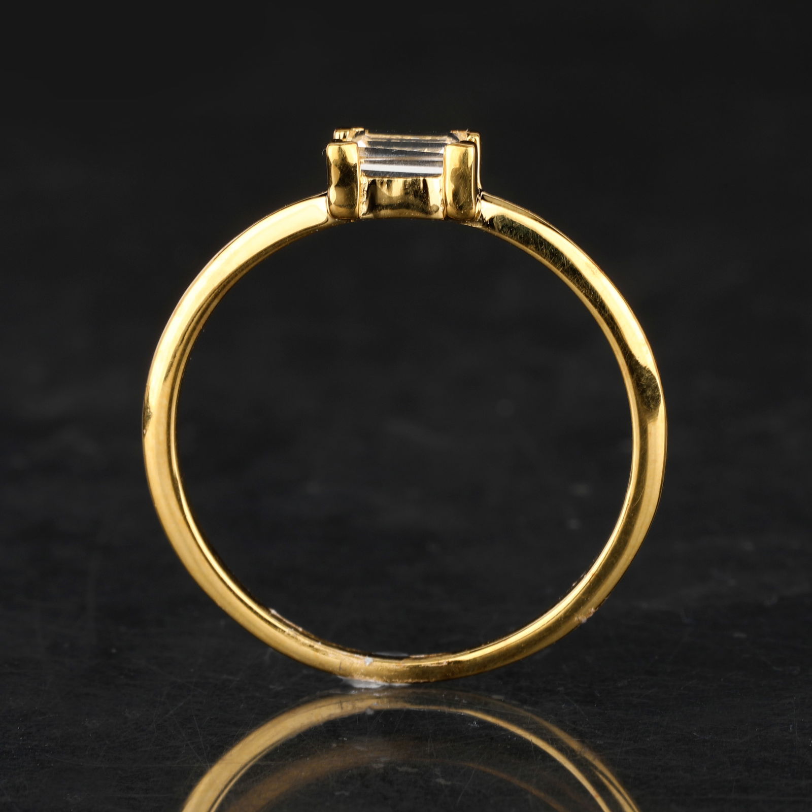 Ring: White Topaz Baguette 5x2.50mm - 5