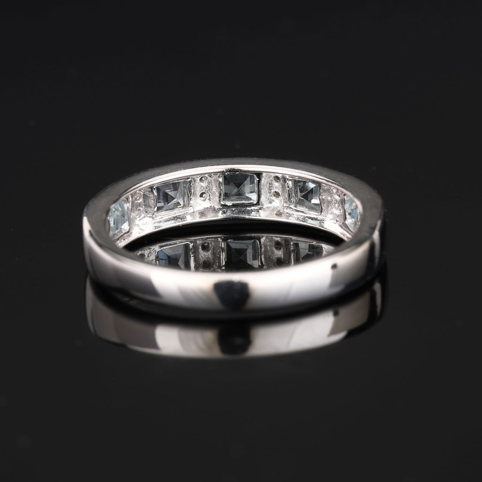 Ring: Aquamarine ( AA ) Square 3.00mm - 4