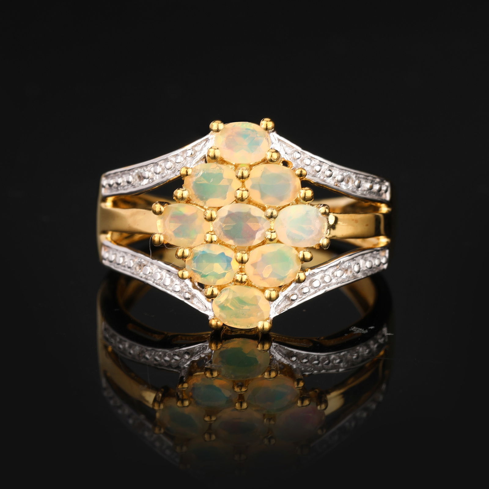 Ring: Ethiopian Opal Oval 4x3mm - 2