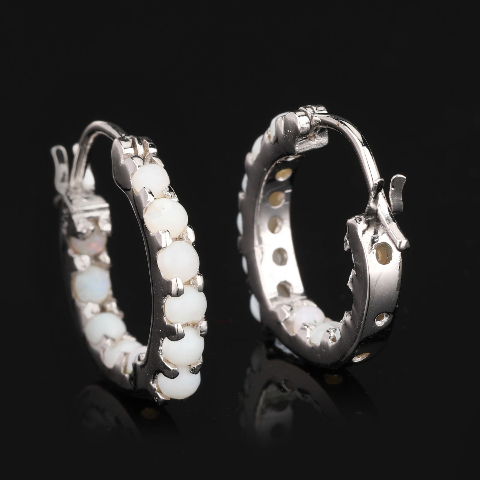 Ring: Opal CAB Round 2.50mm - 3