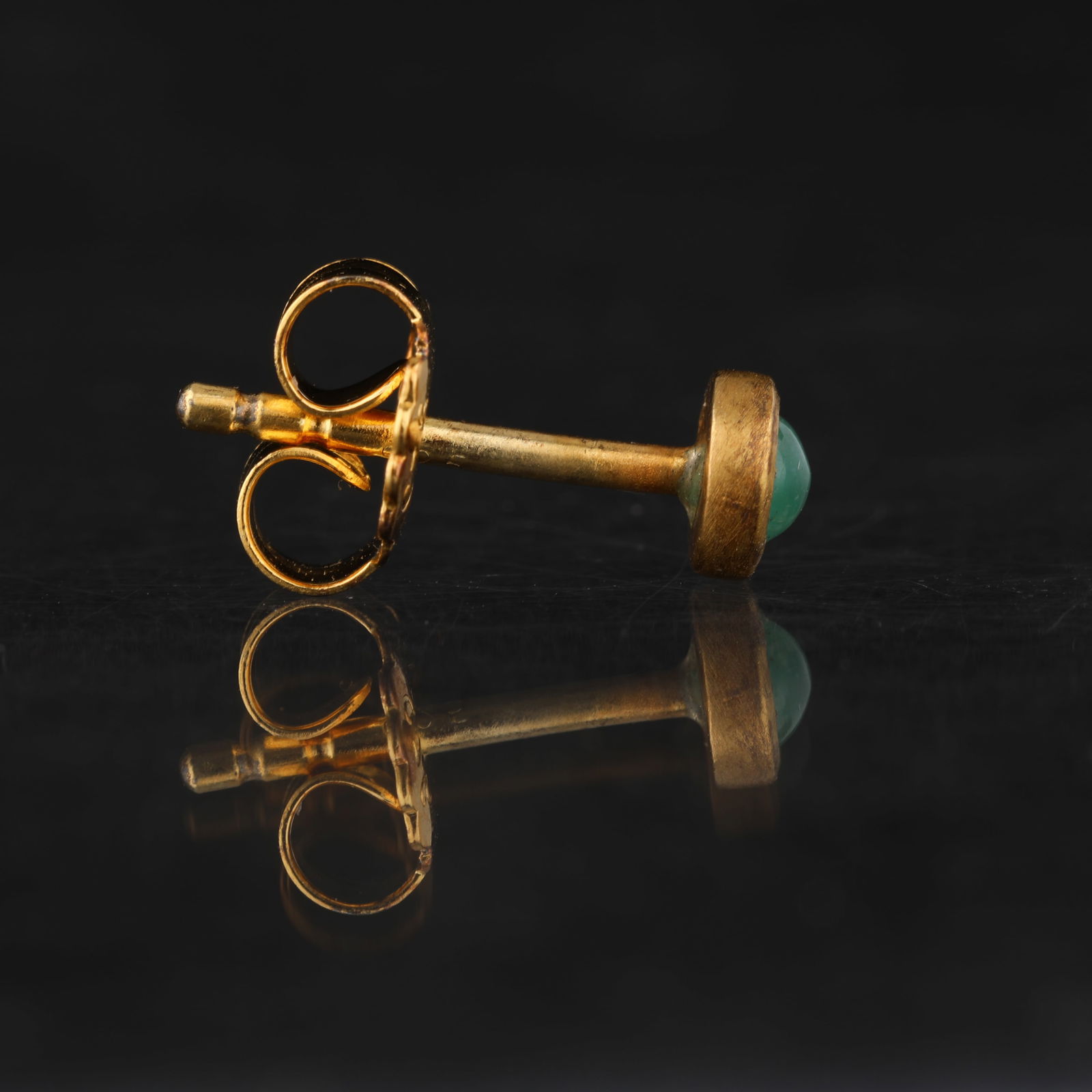 Ring: Sakota Emerald CAB Round 3.00mm - 5