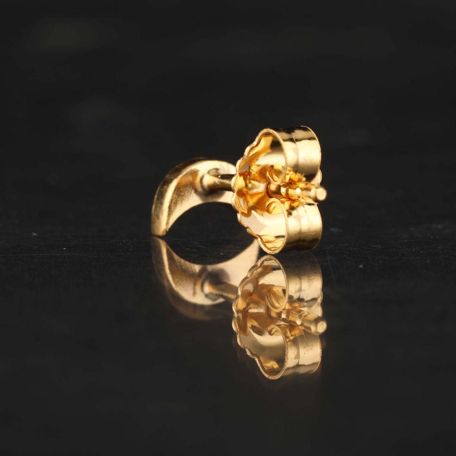 Ring: Mother of Pearl Flat Fancy Shape 4.80x2.10mm - 4