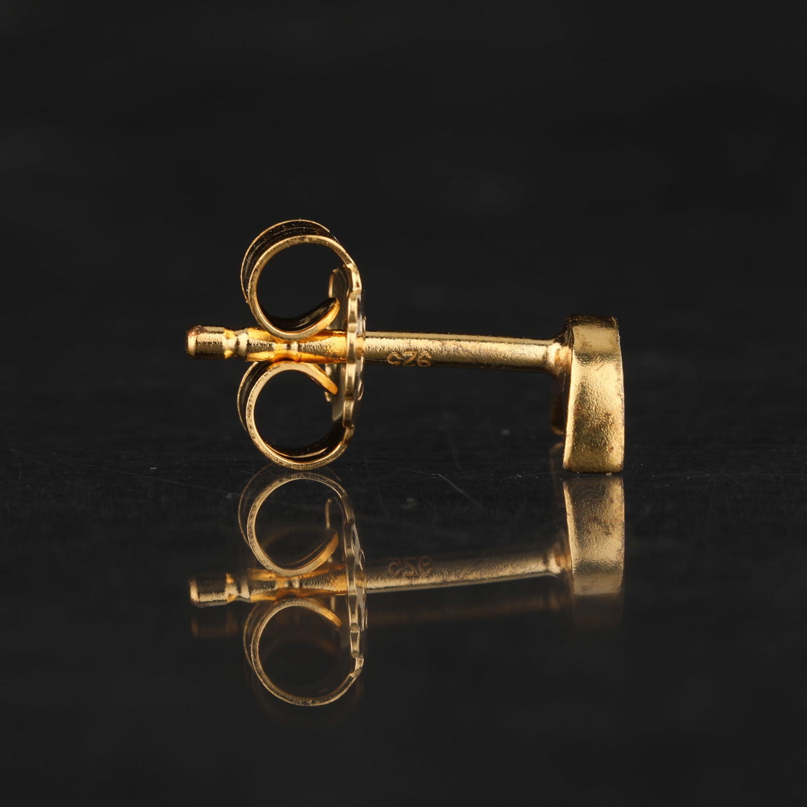 Ring: Mother of Pearl Flat Fancy Shape 4.80x2.10mm - 5