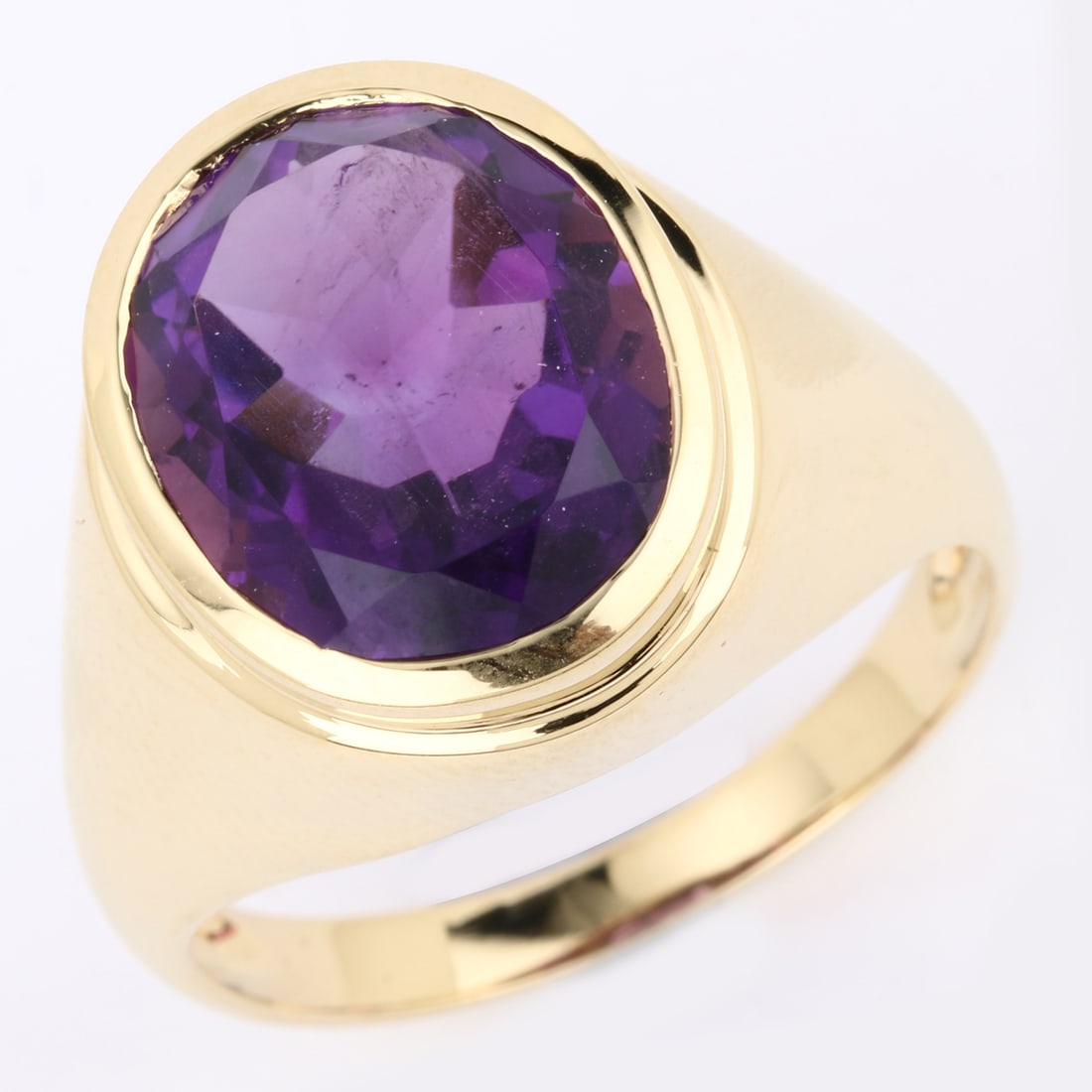 Ring: African Amethyst Oval 14x12mm (1 of 1)