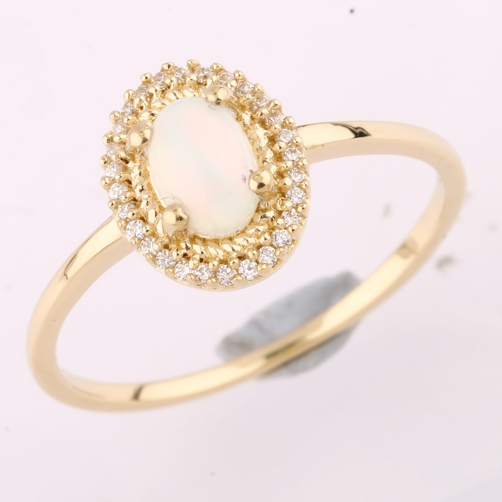 Ring: Ethiopian Opal CAB Oval 6x4mm