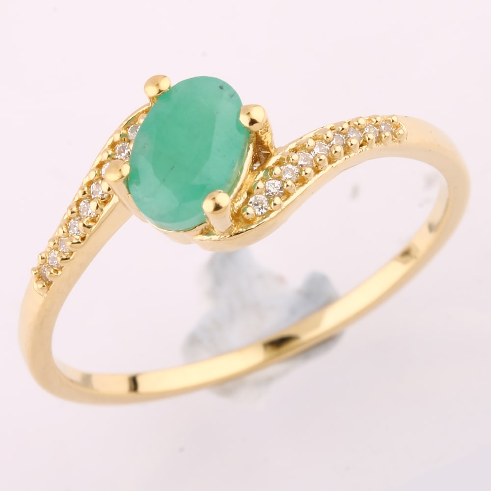 Ring: Sakota Emerald Oval 6x4mm