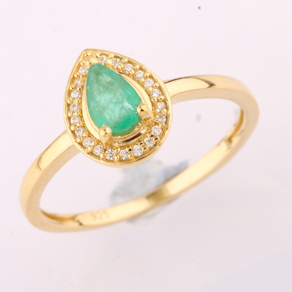 Ring: Sakota Emerald Pears 6x4mm