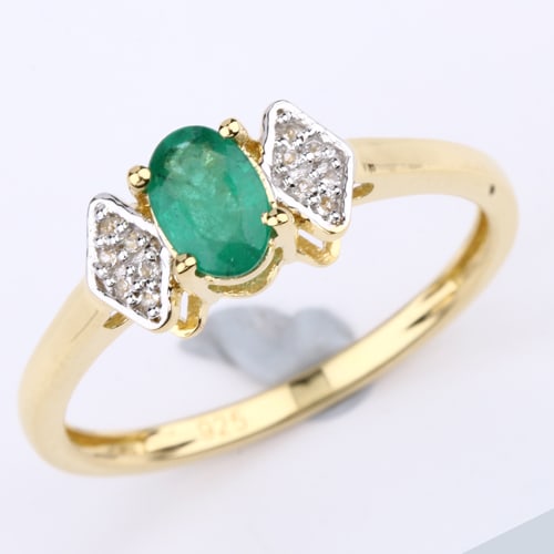 Ring: Zambian Emerald Oval 6x4mm
