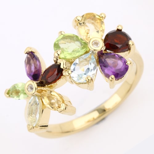 Ring: Peridot Pears 5x4mm (1 of 1)