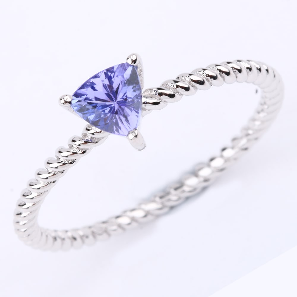 Ring: Tanzanite Trillion 5.00mm (1 of 1)
