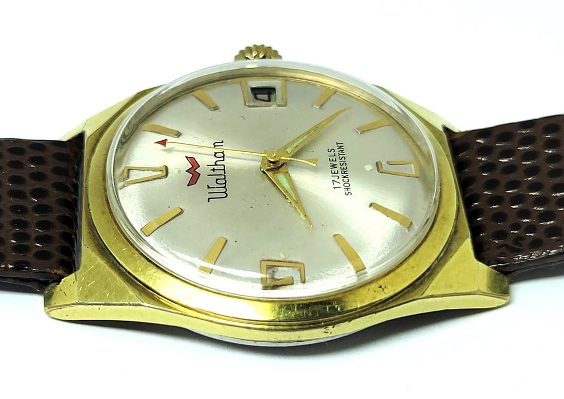 Vintage 18 GP WALTHAM Shock Resistant DATE Winding Watch Cal R614* SERVICED - 9