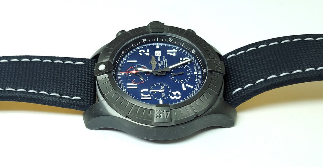 Mens BREITLING Super Avenger Black Night Mission Men's Watch V13375* EXLNT - 10