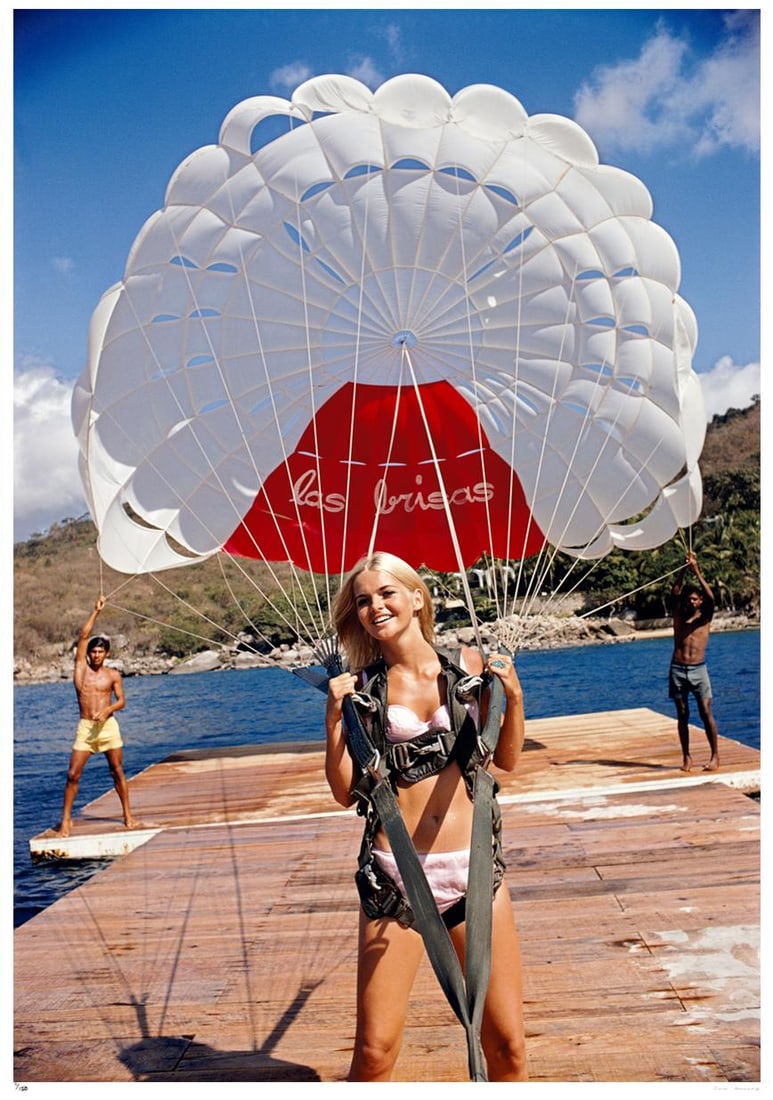 Paraglider 1968 - Slim Aarons Estate Stamped: 1968 (printed later) - 7