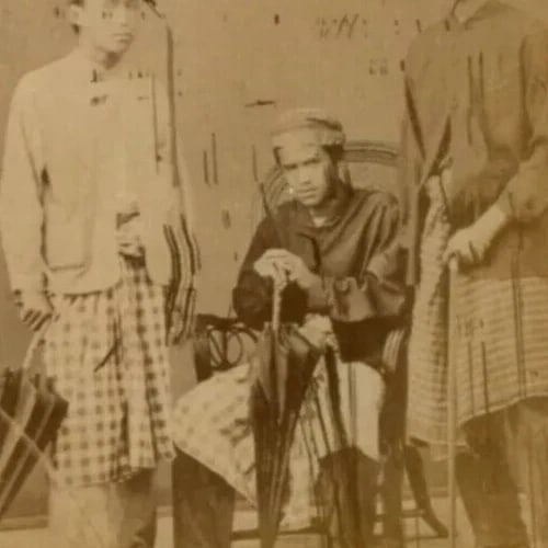 Antique CDV Photographs Asian Men Portrait - 6