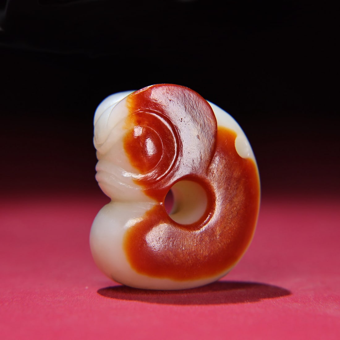 Old Chinese Hetian Jade Dragon Pendant: Title: Old Chinese Hetian Jade Dragon Pendant Date/Period: After1900 Origin: Chinese Dimension: 50x42x24(mm) 1.97x1.65x0.94(inches) Weight 0.21 lbs/96g Materials: Hetian Jade Reserve: $399.00 Shipping