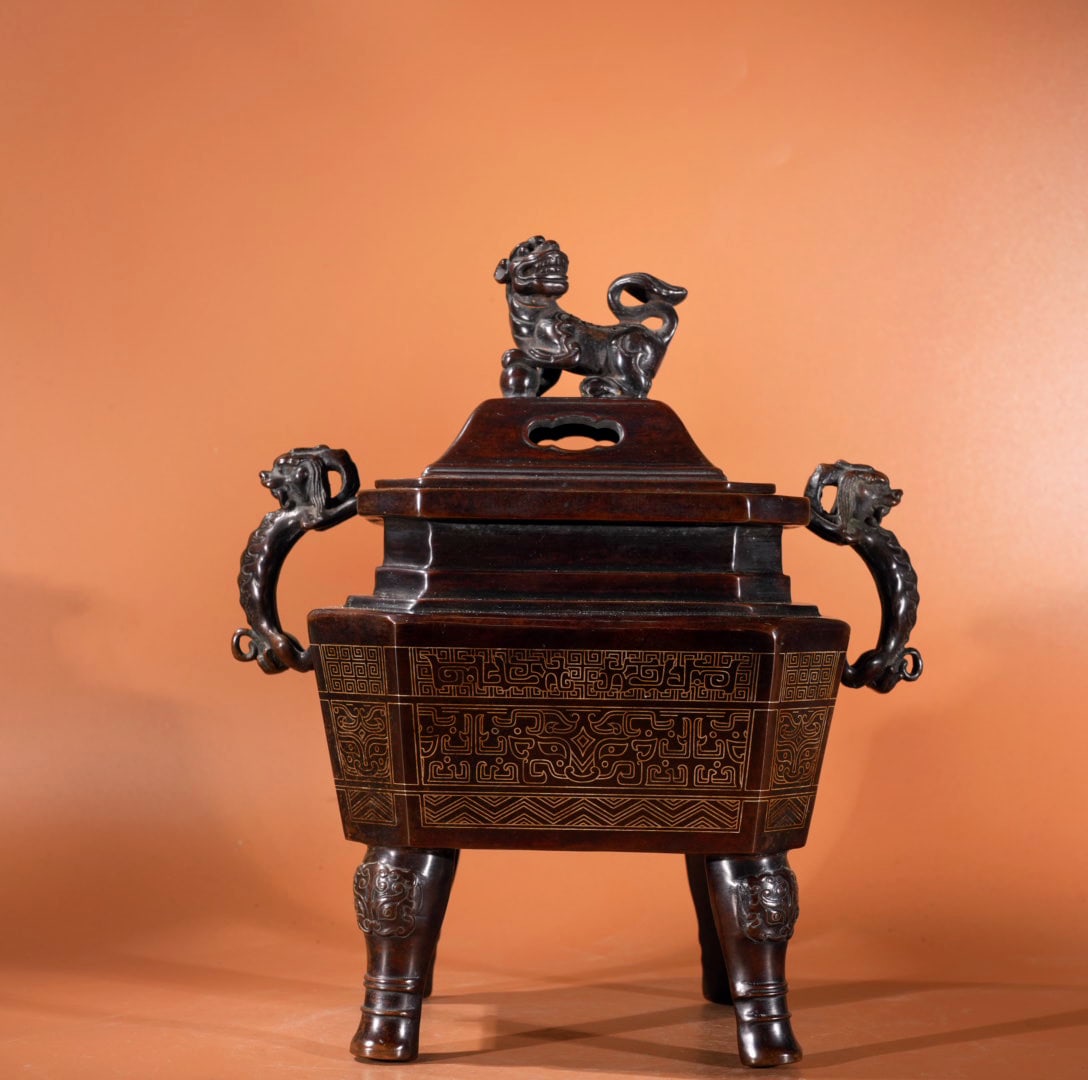 Vintage Chinese Copper Inlay Silver Wires Fortune Beast Incense Burner: Title: Vintage Chinese Copper Inlay Silver Wires Fortune Beast Incense Burner Date/Period: After1880 Origin: Chinese Dimension: 230 x 128 (mm) 9.05 x 5.04 (inches) Weight: 9.92 lbs/ 4500 g Materials: