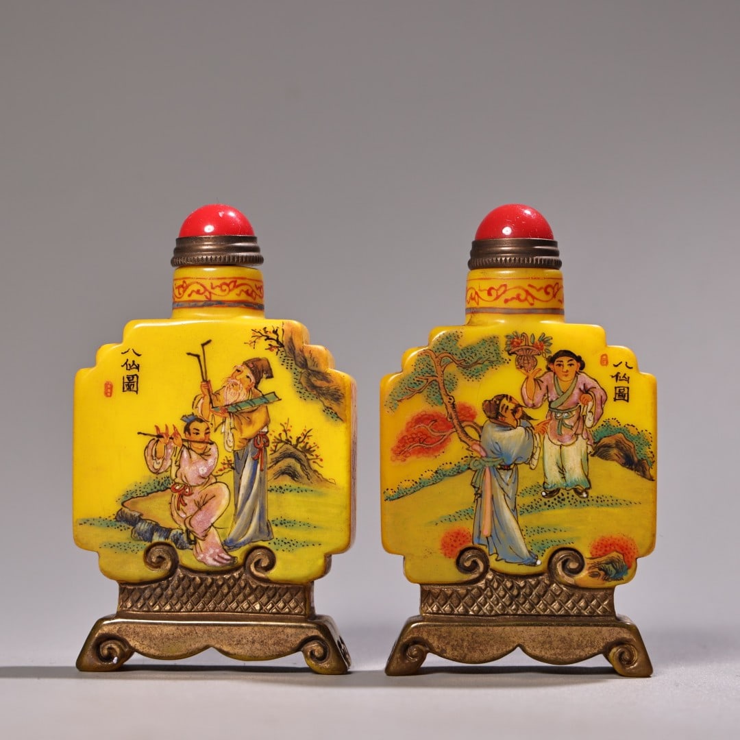 A Pair Superb Chinese Hetian Jade Carved Dragon Phoenix Jade Bi Statue: Title: A Pair Superb Chinese Hetian Jade Carved Dragon Phoenix Jade Bi Statue Date/Period: After1900 Origin: Chinese Dimension: 103 x 100 x 5 (mm)4.05 x 3.94 x 0.20 (inches) Dimension: 105 x 60 x 5 (m