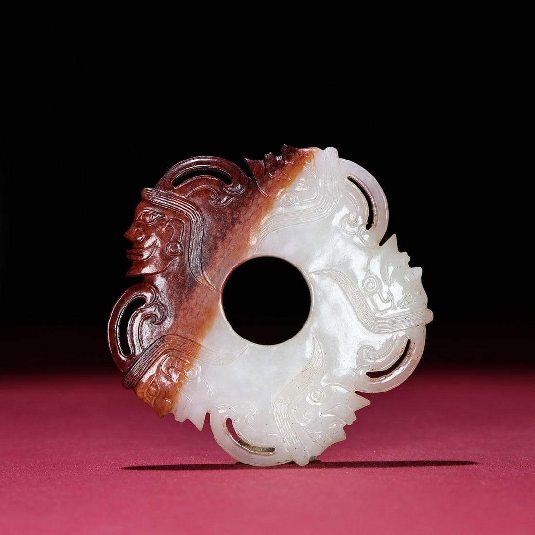 Openwork Chinese Hetian Jade Carved Figure Face Pendant: Title: Openwork Chinese Hetian Jade Carved Figure Face Pendant Date/Period: After1860 Origin: Chinese Dimension: 87 x 9 (mm)3.42 x 0.35 (inches) Weight:0.27 lbs/ 121 g Materials: Hetian Jade Reserve: