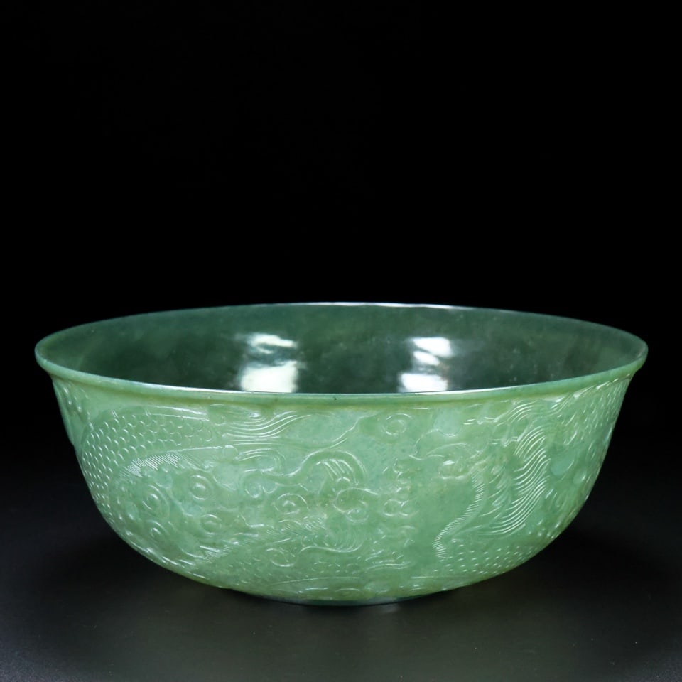 Chinese Green Hetian Jade Low Relief Fortune Dragon Design Bowl: Title: Chinese Green Hetian Jade Low Relief Fortune Dragon Design Bowl Date/Period: After1900 Origin: Chinese Dimension: 195 x 195 x 76 (mm)7.68 x 7.68 x 2.99 (inches) Weight:0.58 lbs/ 264 g Materials