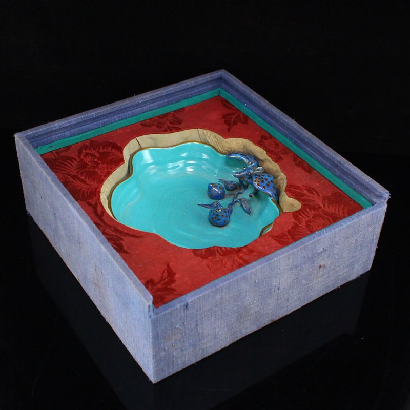 Chinese Gilt Edge Turquoise Glaze Fortune Bat Porcelain Brush Washer: Title: Chinese Gilt Edge Turquoise Glaze Fortune Bat Porcelain Brush Washer Date/Period: After1860 Origin: Chinese Dimension: 150 x 155 x 52(mm) 5.91 x 6.10 x 2.05 (inches) Weight: 0.81 lbs/367 g Mate