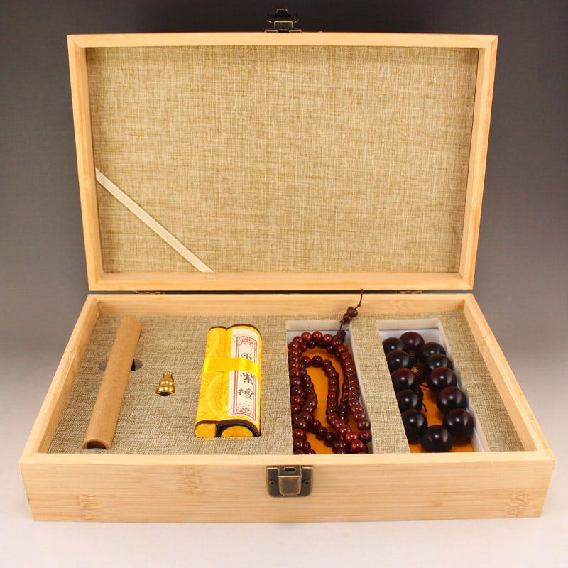 Chinese Zitan Wood Beads Prayer Bracelet & Necklace w Box: Title: Chinese Zitan Wood Beads Prayer Bracelet & Necklace w Box Date/Period: After2000 Origin: Chinese Dimension: 20 (mm) 0.79(inches) Weight: 0.18 lbs/80 g Dimension: 8 (mm) 0.31(inches) Weight: 0.0