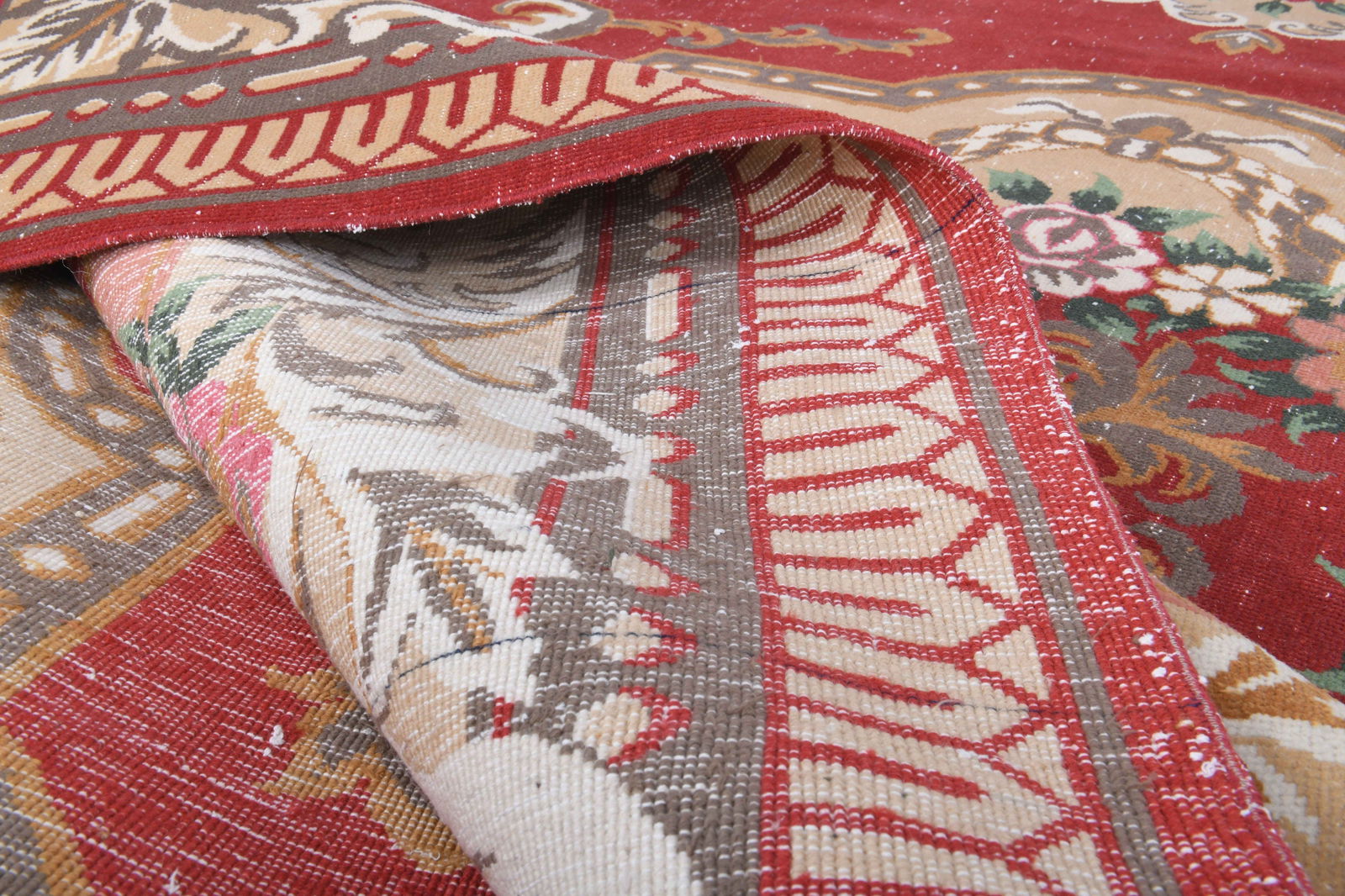 9.8x12.3 ft, TURKISH AREA Rug, Vintage: Title: 9.8x12.3 ft, TURKISH AREA Rug, Vintage Description: This Turkish one-of-a-kind Anatolian Vintage Rug is hand-knotted and handwoven by the most skilled artisans who use pure wool, in muted, natu