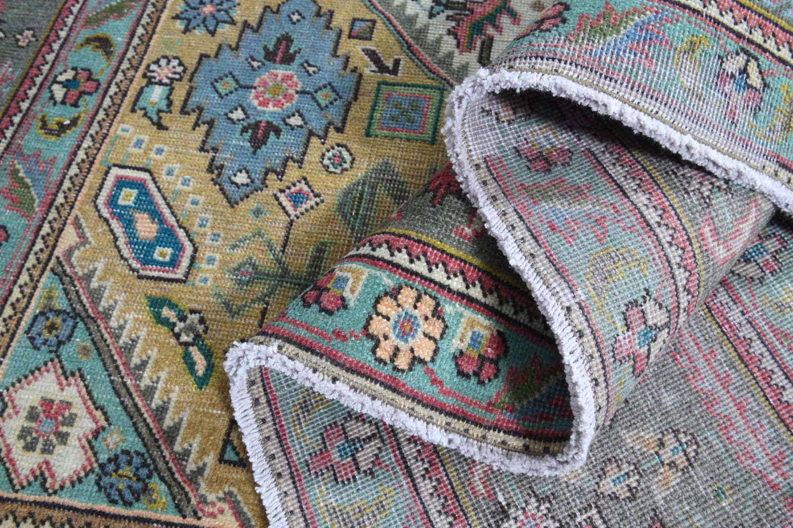 7'9x11'2 ft, OVERSIZED PERSIAN RUG: Title: 7'9x11'2 ft, OVERSIZED PERSIAN RUG Description: This Turkish one-of-a-kind Anatolian Vintage Rug is hand-knotted and handwoven by the most skilled artisans who use pure wool, in muted, natural