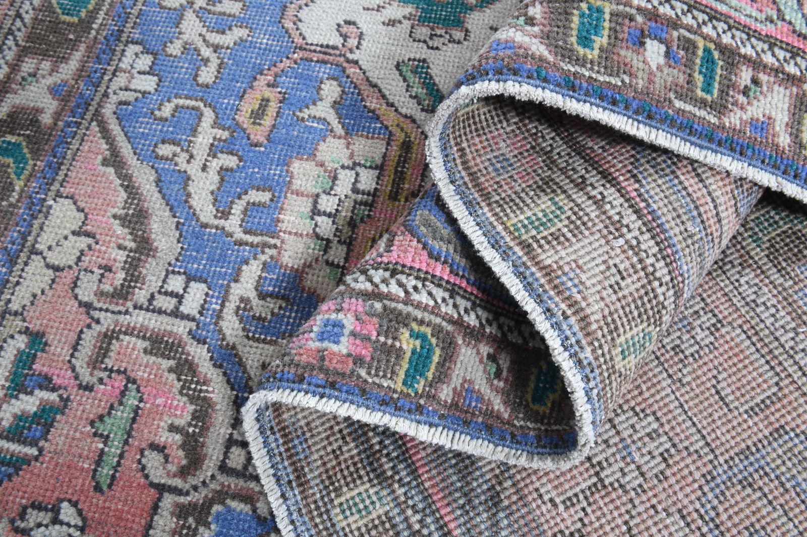 9'4x12'7 ft, PERSIAN COLORFUL RUG: Title: 9'4x12'7 ft, PERSIAN COLORFUL RUG Description: This Turkish one-of-a-kind Anatolian Vintage Rug is hand-knotted and handwoven by the most skilled artisans who use pure wool, in muted, natural t