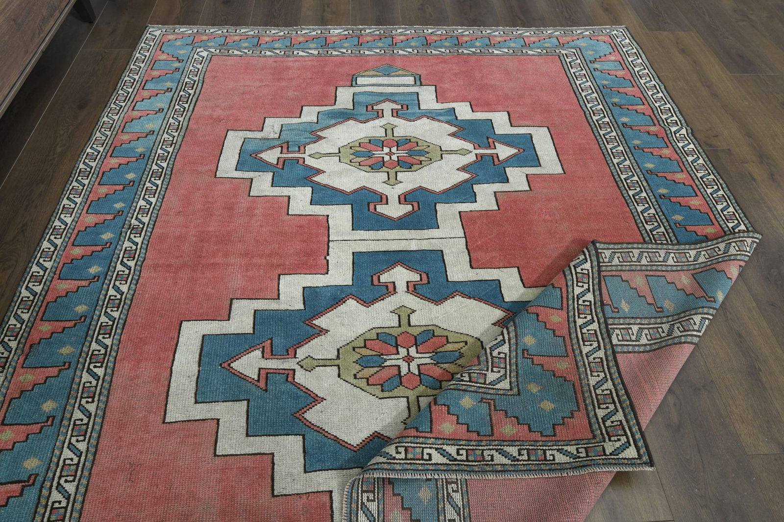 6'2x9'2 ft, LIVING ROOM DECOR, Pink Luxury Rug: Title: 6'2x9'2 ft, LIVING ROOM DECOR, Pink Luxury Rug Origin: Turkey Date/Period: 1960 - 1970 Materials: Wool And Cotton Size: Width: 6 feet Length: 7.2 feet Description: This Turkish one-of-a-kind Vi