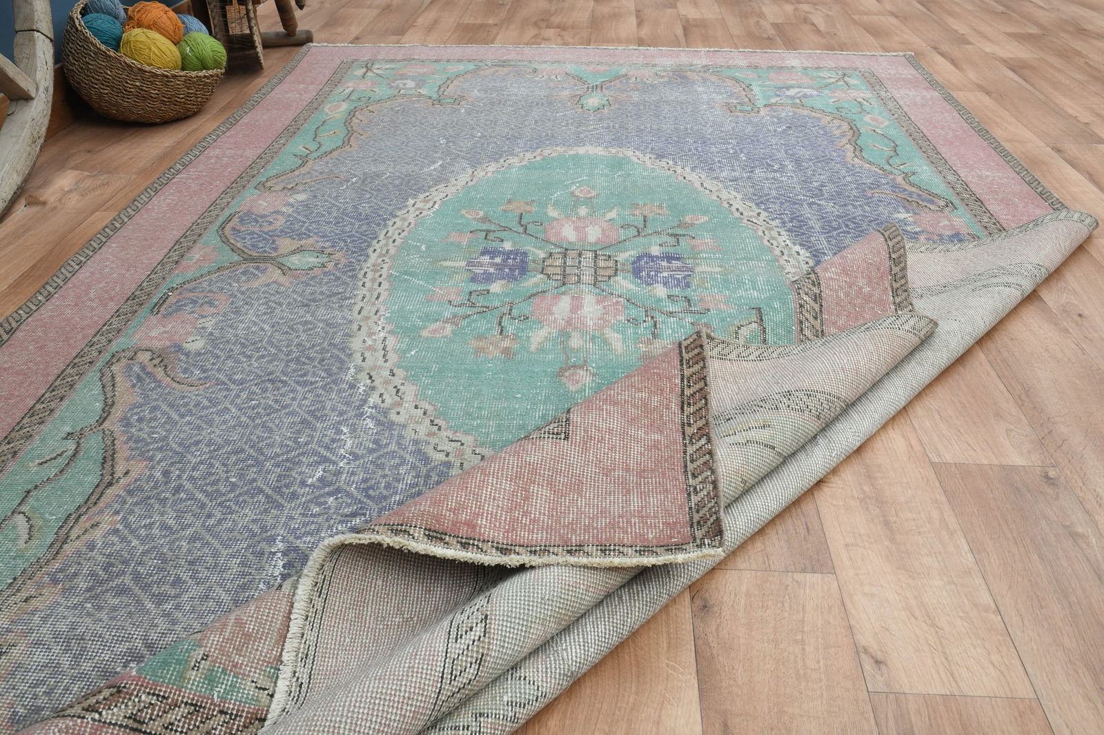 6'4x10'6 ft, HANDWOVEN VINTAGE RUG: Title: 6'4x10'6 ft, HANDWOVEN VINTAGE RUG Origin: Turkey Date/Period: 1960 - 1970 Materials: Wool And Cotton Size: Width: 6.4 feet Length: 10.6 feet Description: This Turkish one-of-a-kind Vintage Tur