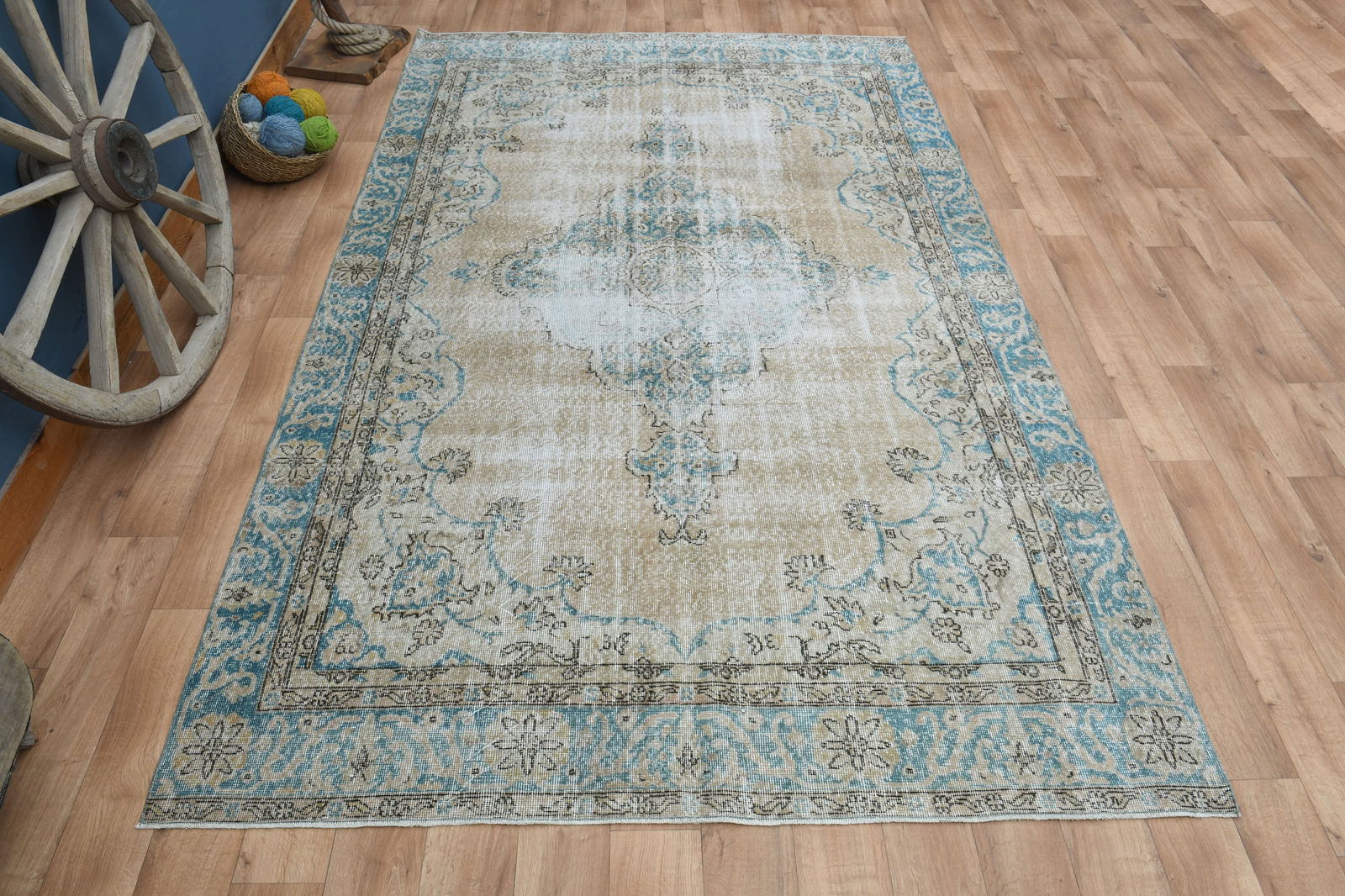 6'8x11'1 ft, OUSHAK AREA RUG: Title: 6'8x11'1 ft, OUSHAK AREA RUG Origin: Turkey Date/Period: 1960 - 1970 Materials: Wool And Cotton Size: Width: 6.8 feet Length: 11.1 feet Description: This Turkish one-of-a-kind Vintage Turkish R