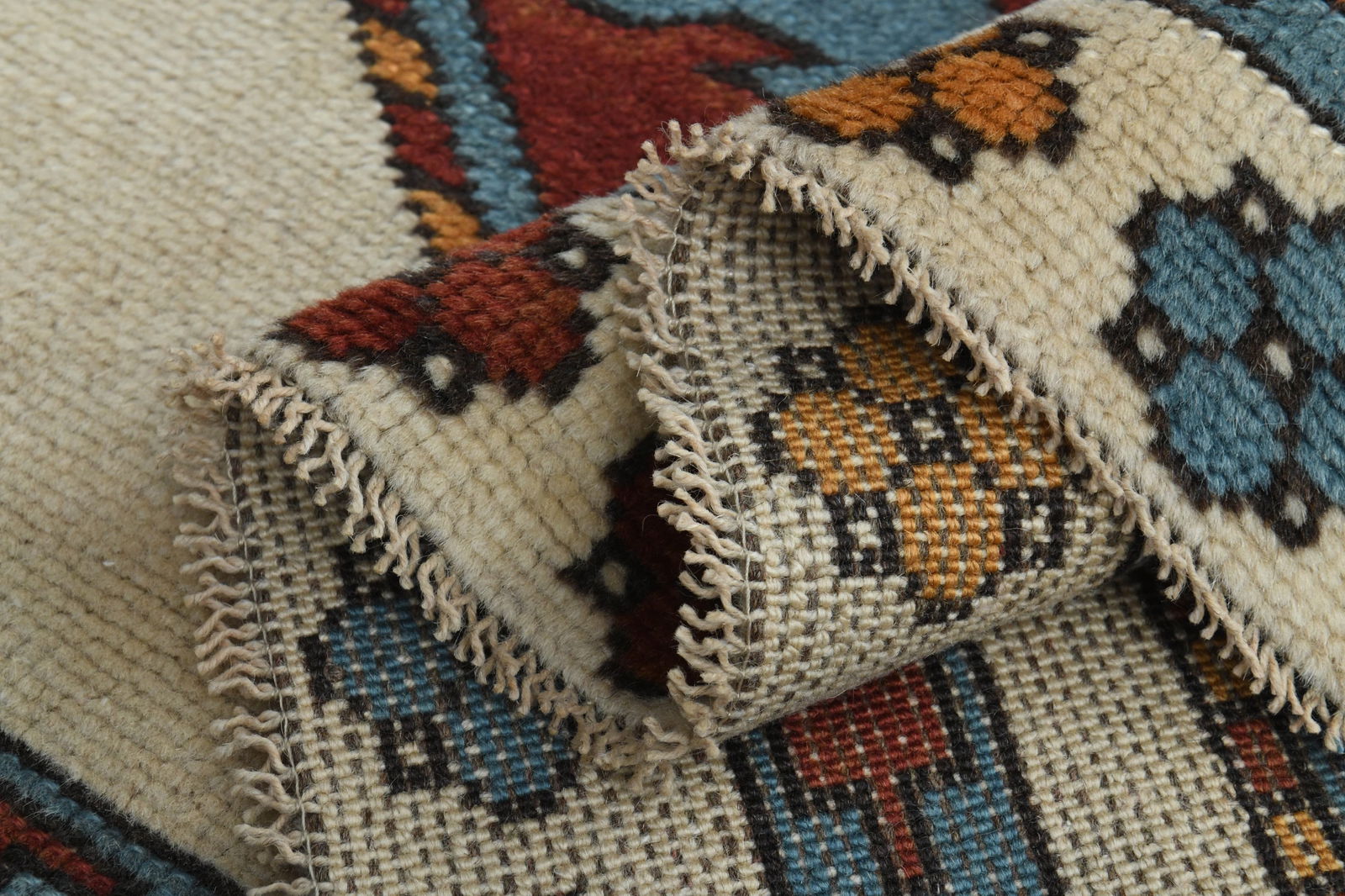 5'2x10'7 ft, TURKISH VINTAGE RUG: Title: 5'2x10'7 ft, TURKISH VINTAGE RUG Origin: Turkey Date/Period: 1960 - 1970 Materials: Wool And Cotton Size: Width: 5.2 feet Length: 10.7 feet Description: This Turkish one-of-a-kind Vintage Turki