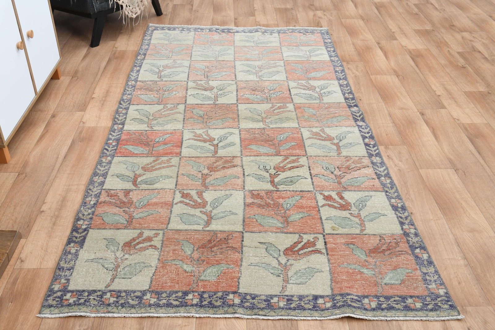 4'4x8'7 ft, FLORAL AREA RUG: Title: 4'4x8'7 ft, FLORAL AREA RUG Origin: Turkey Date/Period: 1960 - 1970 Materials: Wool And Cotton Size: Width: 4.4 feet Length: 8.7 feet Description: This Turkish one-of-a-kind Vintage Turkish Rug