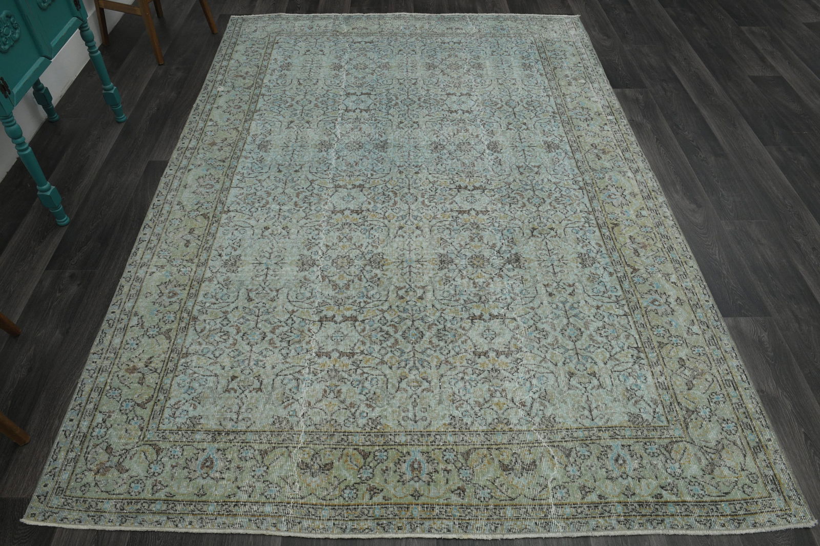 6.9x9.8 ft, VINTAGE Rug, TURKISH: Title: 6.9x9.8 ft, VINTAGE Rug, TURKISH Origin: Turkey Date/Period: 1960 - 1970 Materials: Wool And Cotton Size: Width: 6.9 feet Length: 9.8 feet Description: This Turkish one-of-a-kind Vintage Turkis