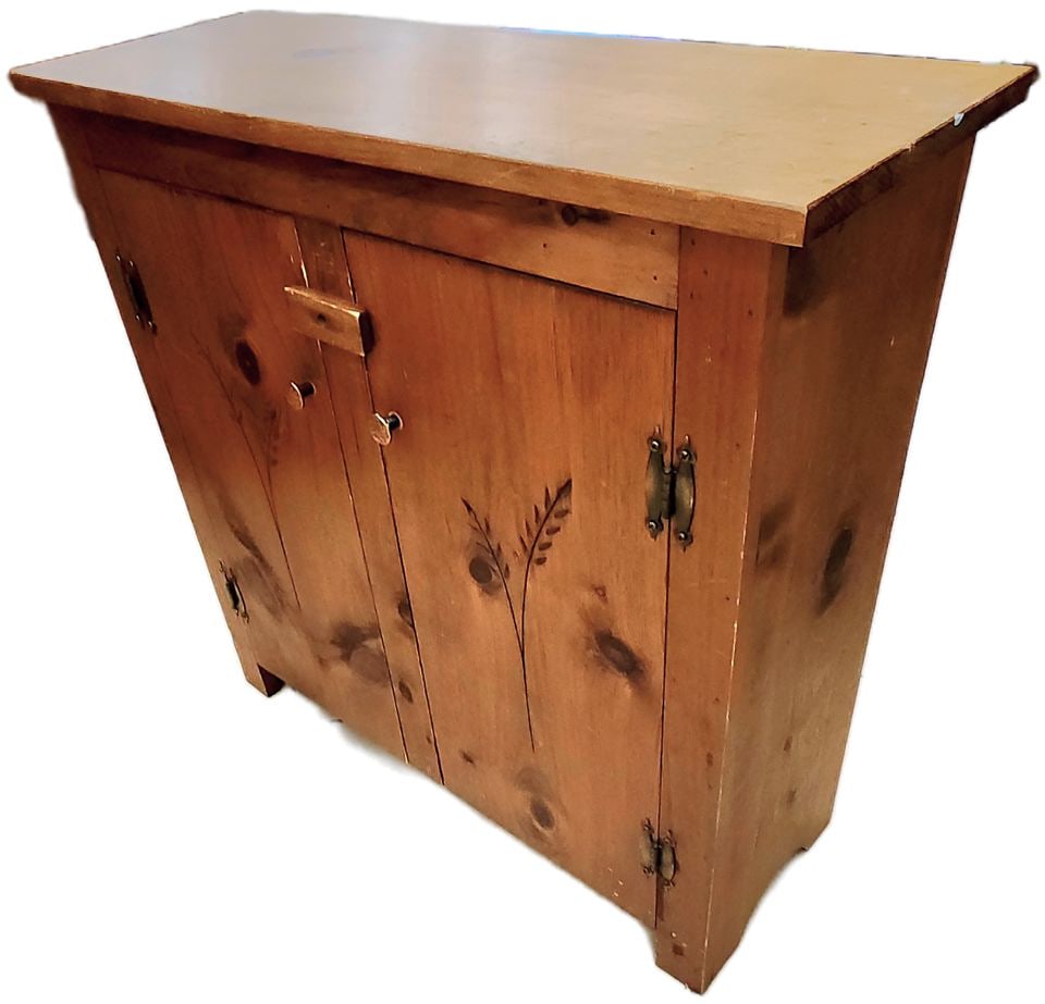 Vintage primitive rustic 2-door cabinet w/ engraved floral images. Perfect for any country decor.: Vintage primitive rustic 2-door cabinet w/ engraved floral images. Perfect for any country decor. Reserve: $100.00 Shipping: Domestic: Shipping rates are determined by destination Internatio