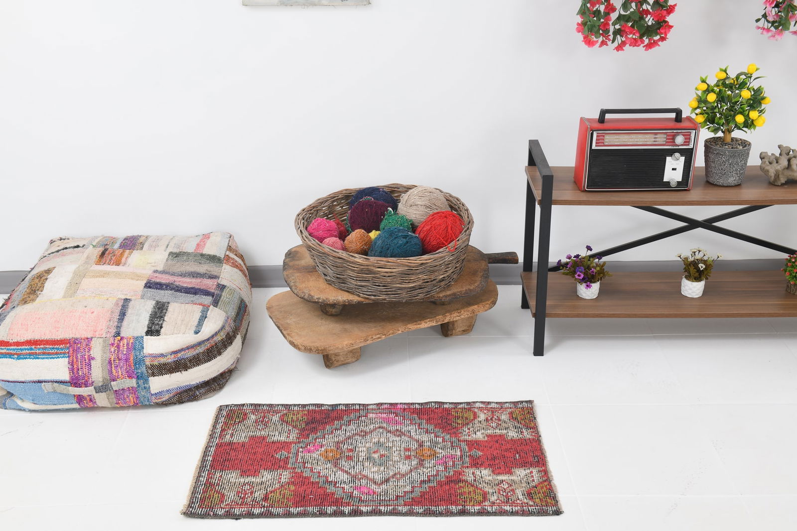 1'6'' x 2'11'' Decorative Vintage Rug - 19731 - 5