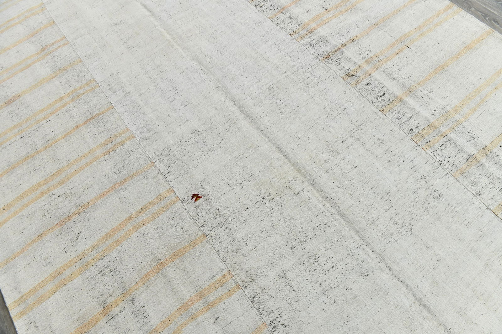 7'10'' x 11'8'' VINTAGE FLOOR CUSHION - 2238 - 10