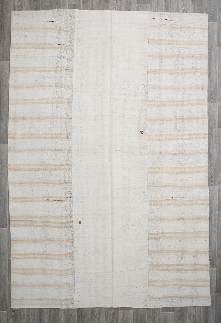 7'10'' x 11'8'' VINTAGE FLOOR CUSHION - 2238: Title: 7'10'' x 11'8'' VINTAGE FLOOR CUSHION - 2238 Description:7'10'' x 11'8'' VINTAGE FLOOR CUSHION - 2238 Origin:Turkiye Date/Period:1960-90 Materials:Wool,Cotton Dimension:7'10''x11'8'' ft, 241x35