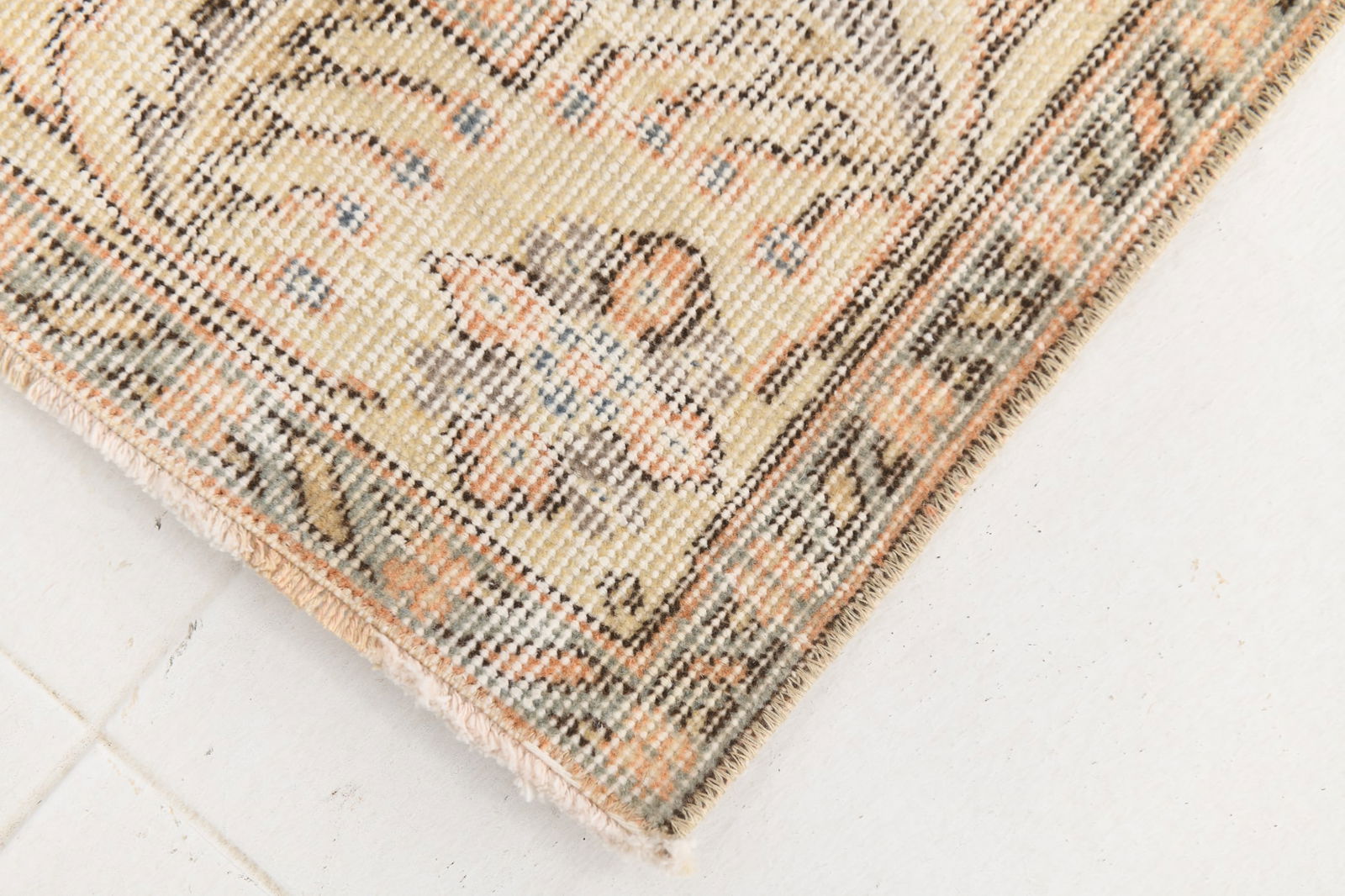 1'9'' x 8'9'' Decorative Vintage Rug - 18049 - 13